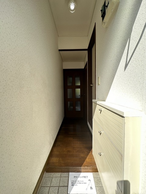 玄関　別部屋参考写真です