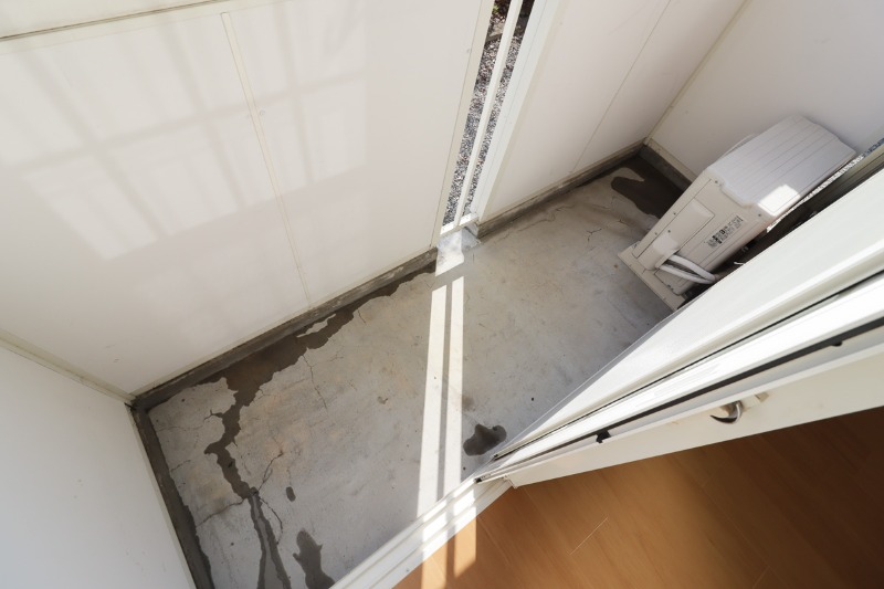 バルコニー　図面と現状に相違がある場合には現状を優先