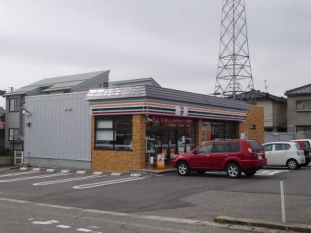 コンビニ　セブンイレブン新潟東中野山店（コンビニ）まで846m