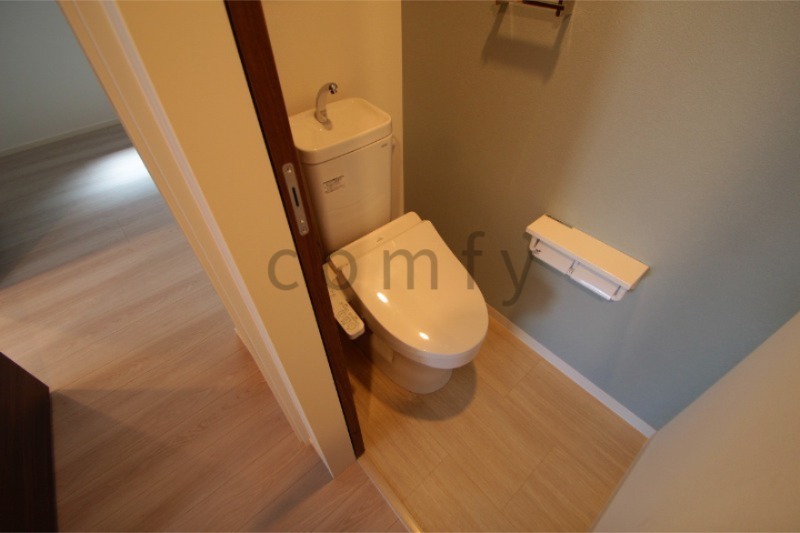 トイレ　ウォシュレット付きトイレ