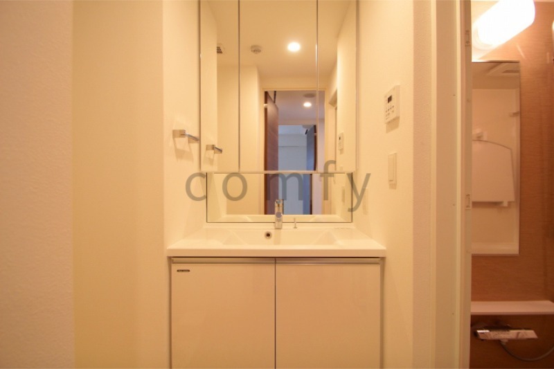 洗面設備　独立洗面台