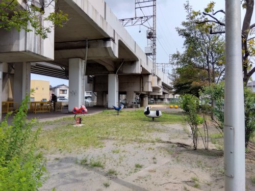 公園　稲荷町高架下公園（公園）まで187m