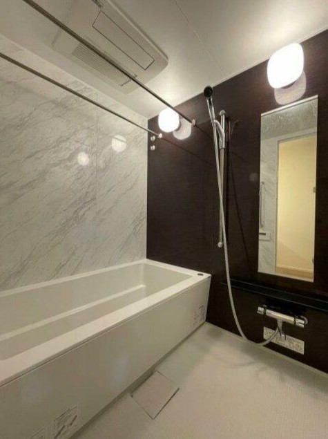 バス・シャワールーム　清潔な浴室！