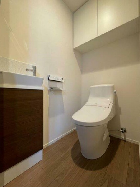 トイレ　シンプルなトイレ！