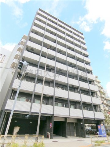 建物外観　2013年7月築　RC鉄筋コンクリート造地上11階建て1K総