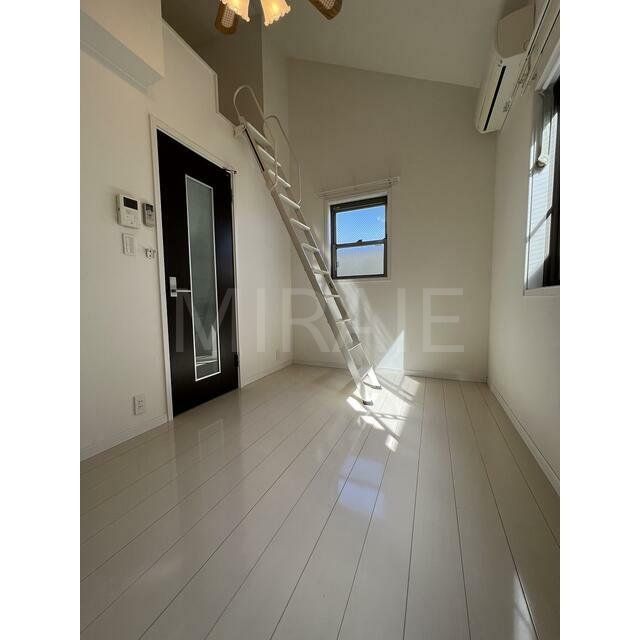 居室・リビング　物件画像