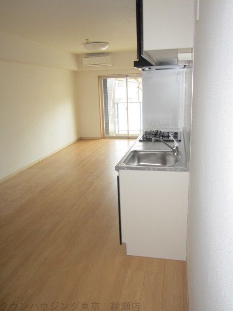 居室・リビング　※別部屋参照（反転タイプ）