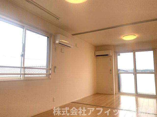 居室・リビング　LDK9.8帖