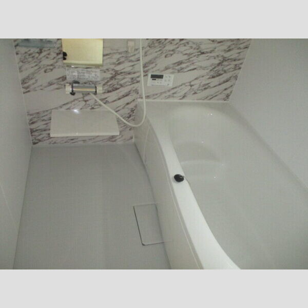 バス・シャワールーム　浴室