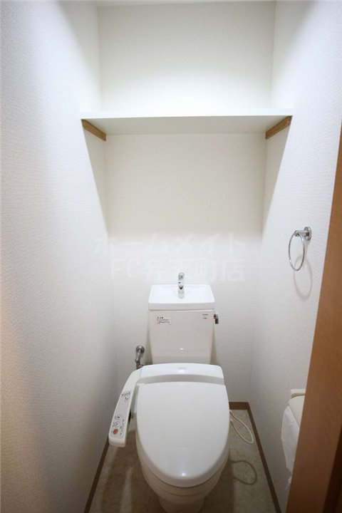 トイレ　シンプルで使いやすいトイレです