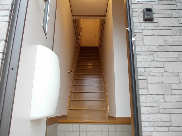 玄関　収納もある玄関です