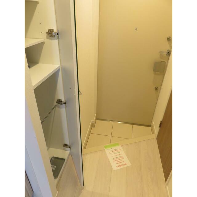 玄関　※他のお部屋のお写真です。