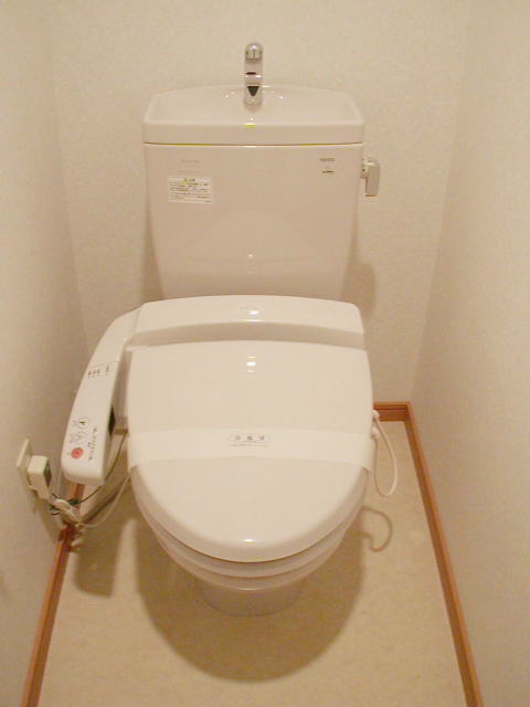 トイレ　イメージ（2LDKタイプから）