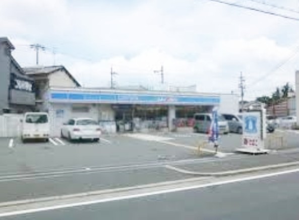 コンビニ　ローソン 東大阪大蓮東一丁目店（コンビニ）まで507m