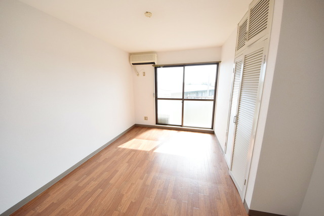 居室・リビング　★陽当りのよいお部屋です★