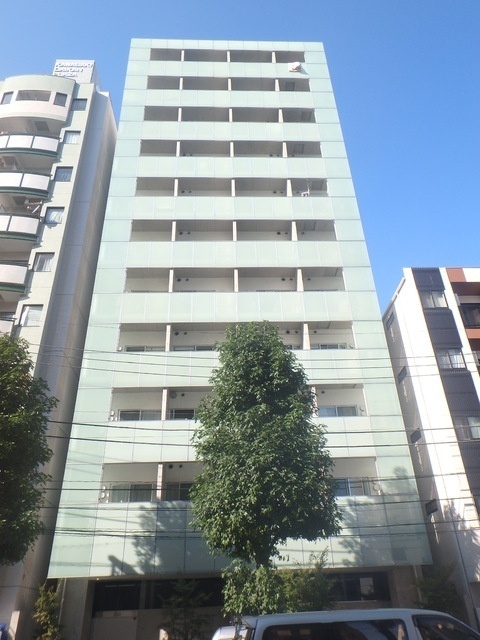 建物外観　オートロック完備