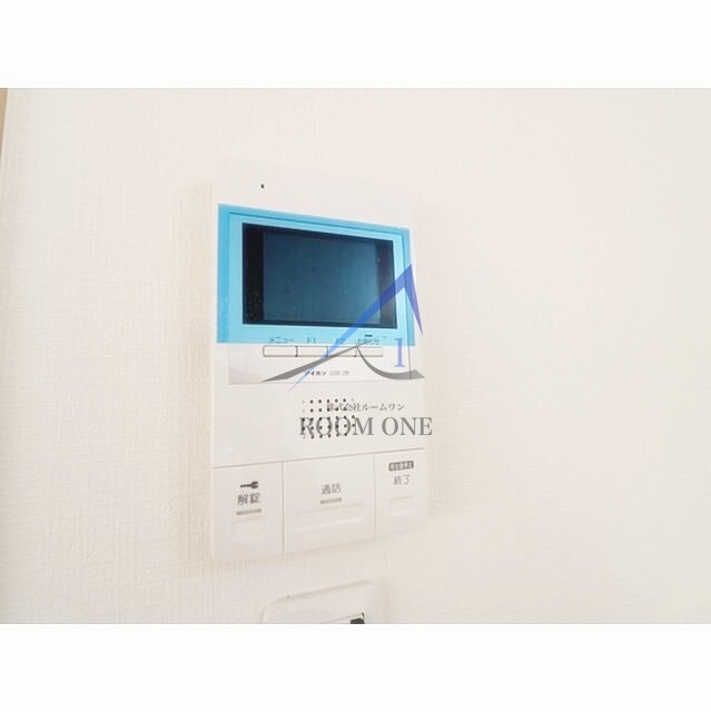 セキュリティ　モニター付きインターホンです。