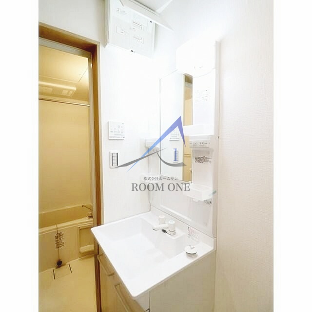 洗面設備　洗面台です。