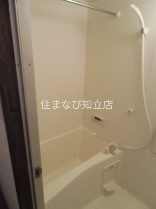 バス・シャワールーム　同型別部屋写真