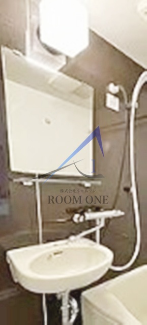 洗面設備　洗面台です。