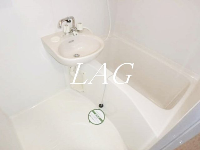 バス・シャワールーム　お風呂です。