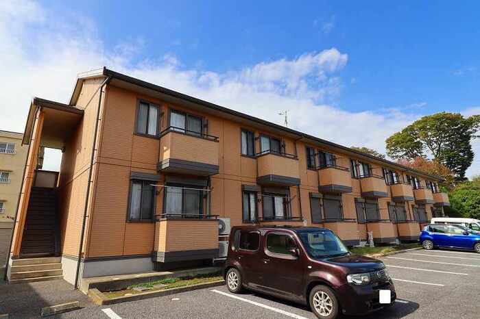 建物外観　落ち着いた雰囲気の外観です