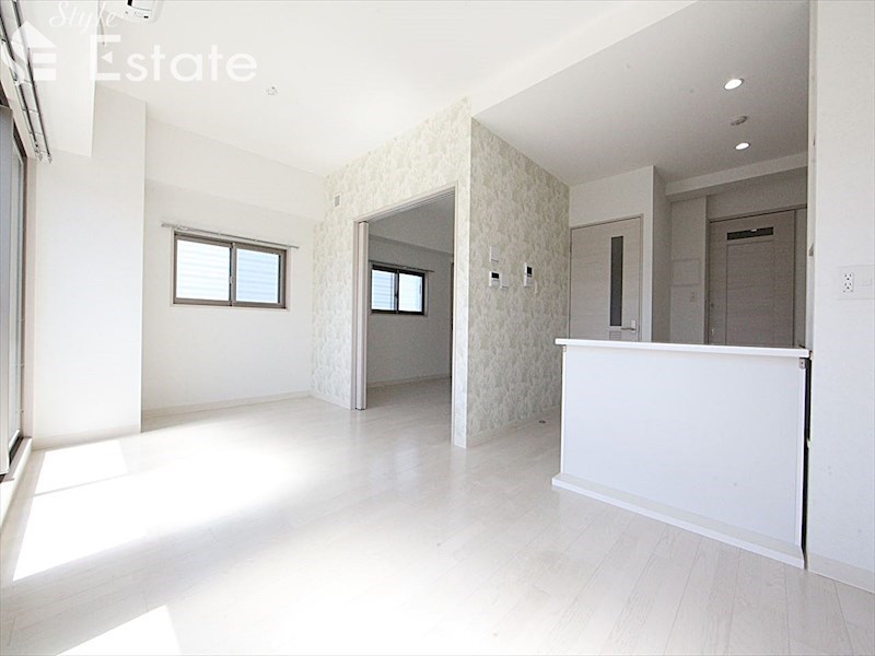 居室・リビング　内装