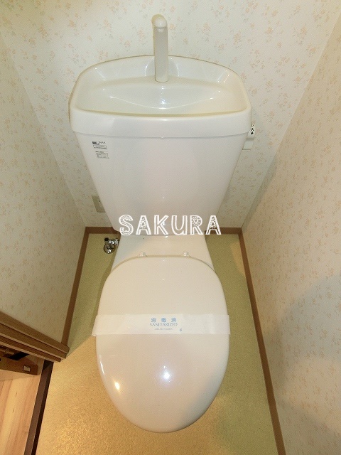 トイレ　清潔感のある水回り♪