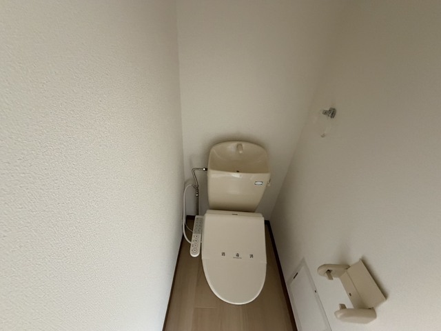 トイレ　別号室の写真