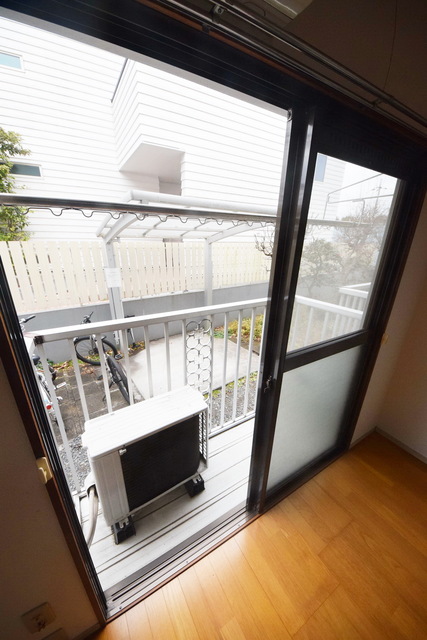 バルコニー　～洗濯物干そう～