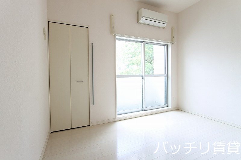 バルコニー　同型タイプの為、現状を優先致します。