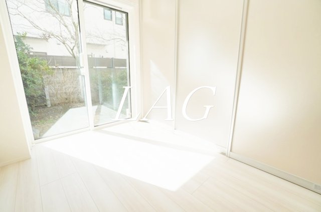 居室・リビング　洋室のお部屋です。