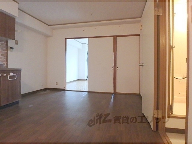 居室・リビング　リビング