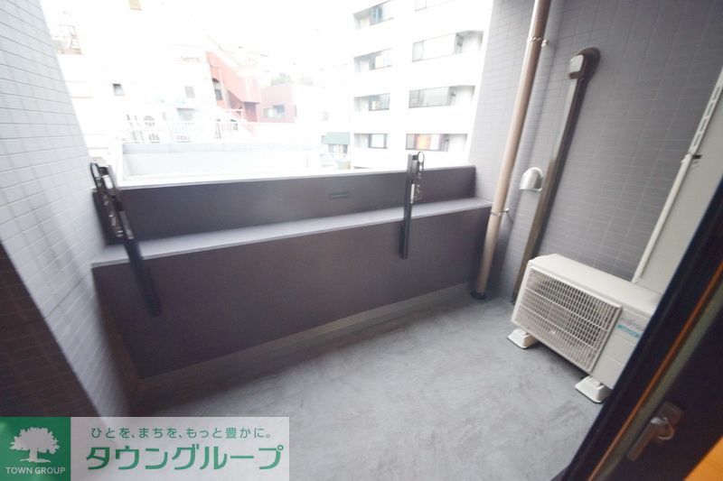 バルコニー　バルコニー