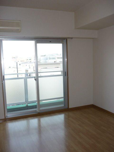 居室・リビング　南向きのお部屋