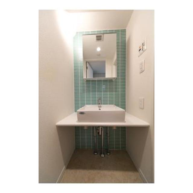 洗面設備　※写真は同タイプ住戸です。