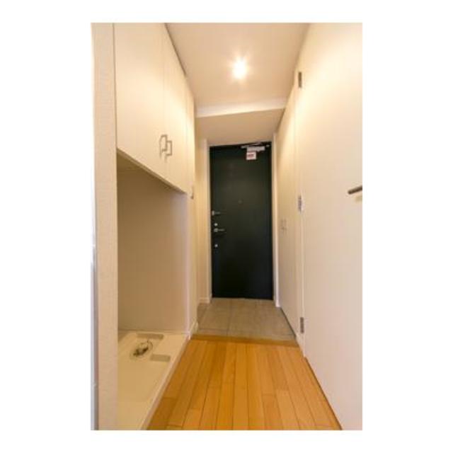 玄関　※写真は同タイプ住戸です。