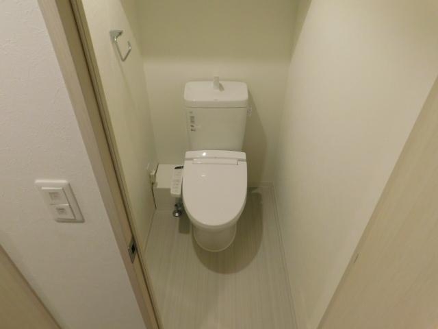 トイレ　ウォシュレットついてます