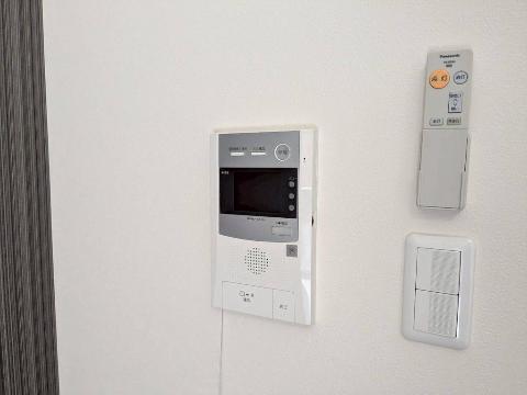 セキュリティ　カメラ付インターホン