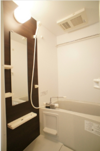 バス・シャワールーム　清潔な浴室！