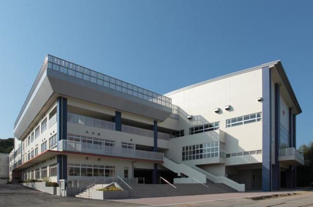 中学校　川崎市立柿生中学校（中学校）まで1062m