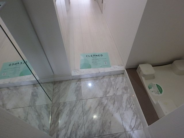 玄関　明るい玄関です