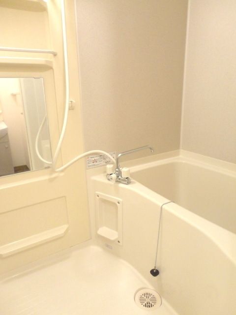 バス・シャワールーム　★バストイレ別★