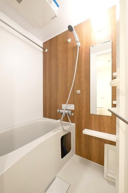 バス・シャワールーム　バス