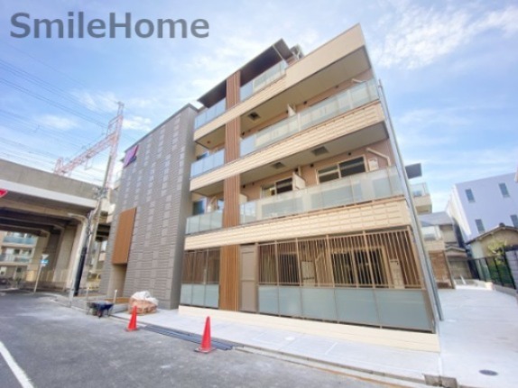 建物外観　オートロック付きマンションです