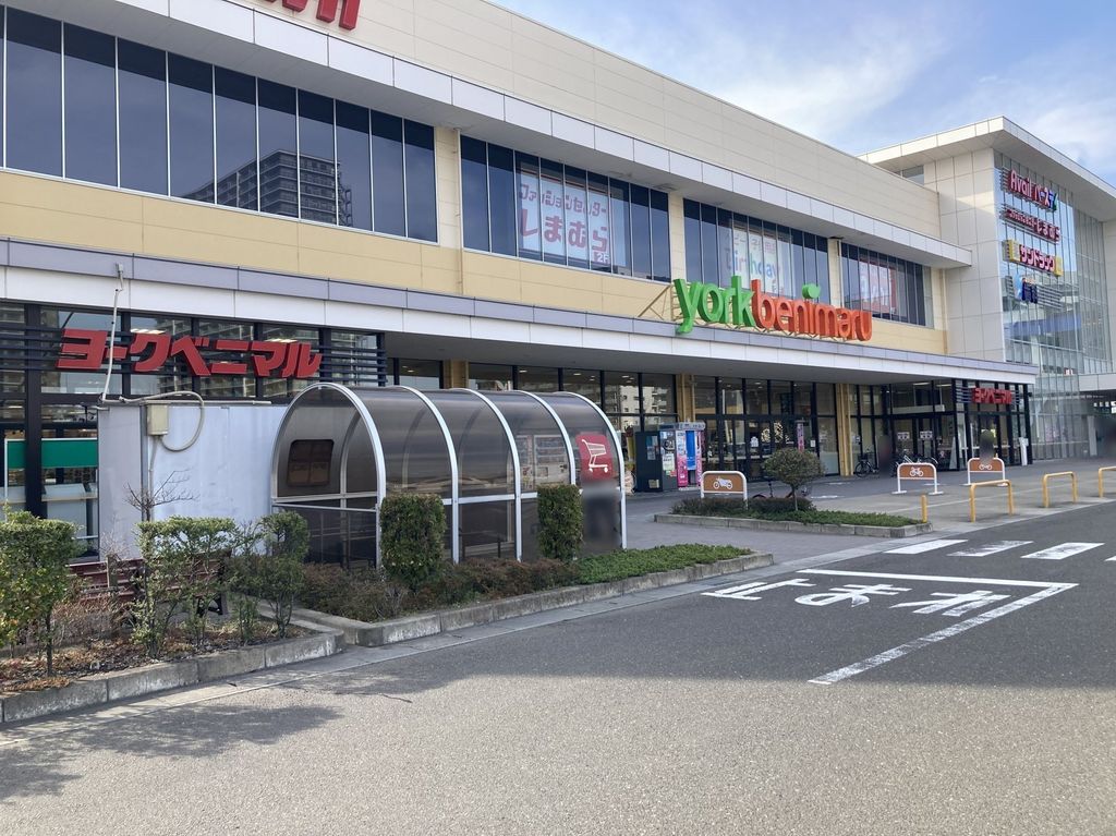 ショッピングセンター　ヨークタウンあすと長町（ショッピングセンター）まで510m