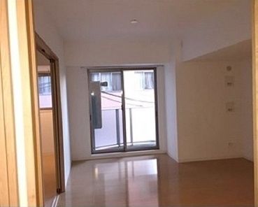 居室・リビング　☆明るい居間☆