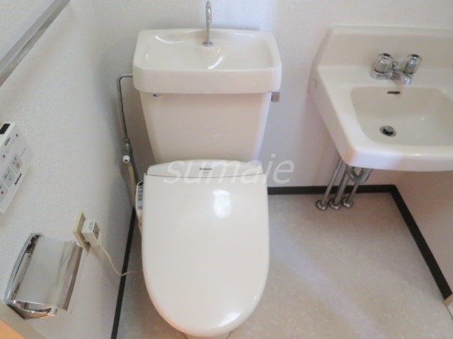 トイレ　こちらがおトイレです☆