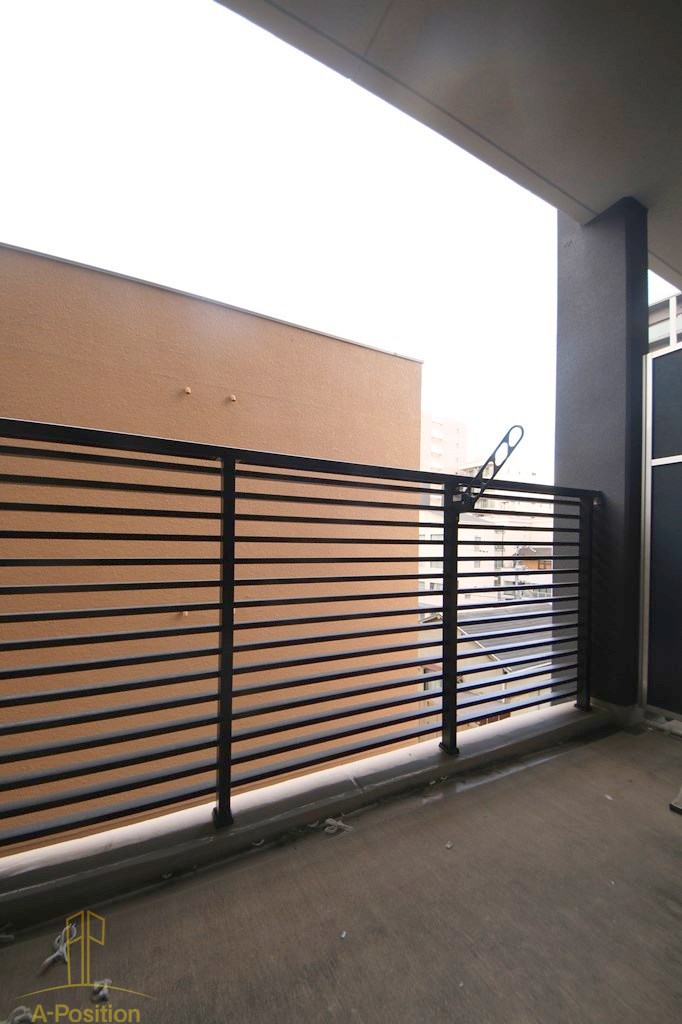 バルコニー　ラヴィータ難波元町