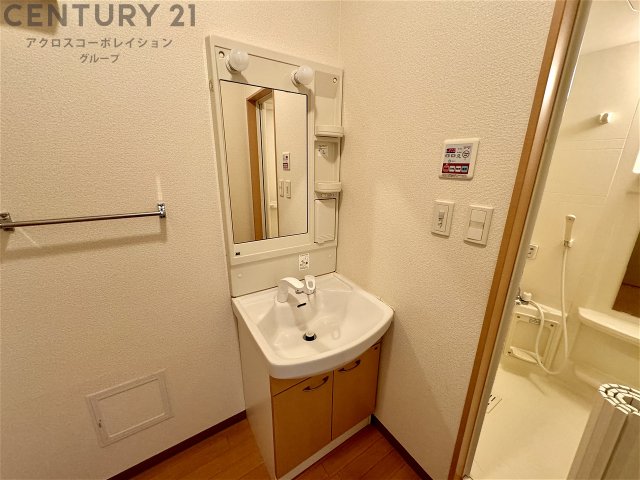 洗面設備　独立洗面化粧台付きでおすすめです！